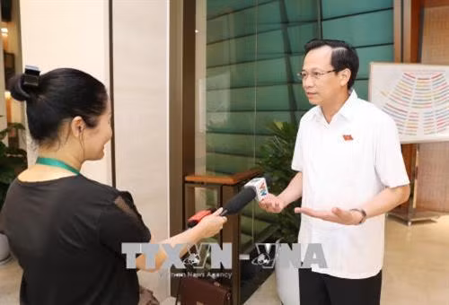 Thủ tướng Nguyễn Xuân Phúc: Điều chỉnh lại vấn đề thời gian thuê đất một cách hợp lý