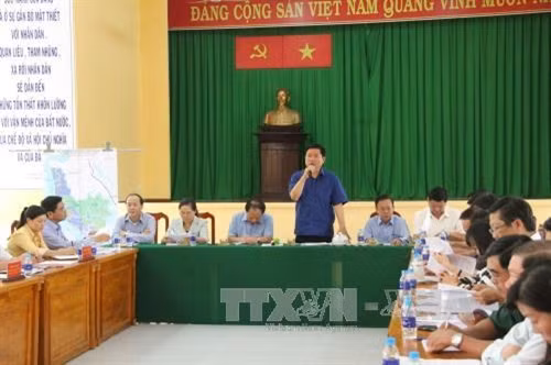 Bí thư Thành ủy Thành phố Hồ Chí Minh Đinh La Thăng: Cần sớm xây dựng thương hiệu sản phẩm cho huyện Cần Giờ
