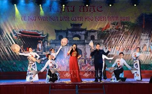 Rộn ràng Lễ hội văn hóa dân gian Phố Hiến