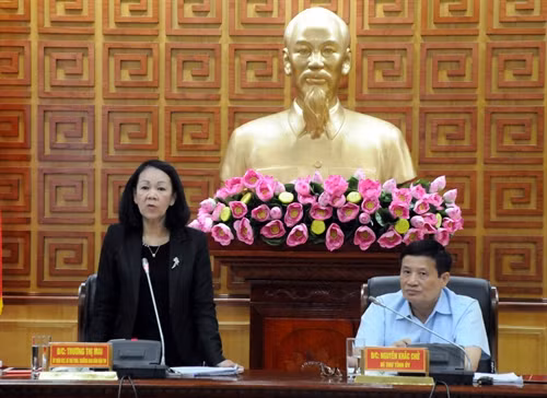 Trưởng Ban Dân vận Trung ương Trương Thị Mai làm việc tại Lai Châu