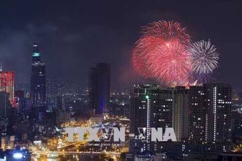 Chương trình nghệ thuật "Trang sử hào hùng, ngời sáng tương lai"
