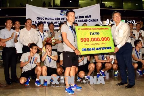 Câu lạc bộ Thái Sơn Nam trở về sau khi lập kỳ tích Á quân châu lục