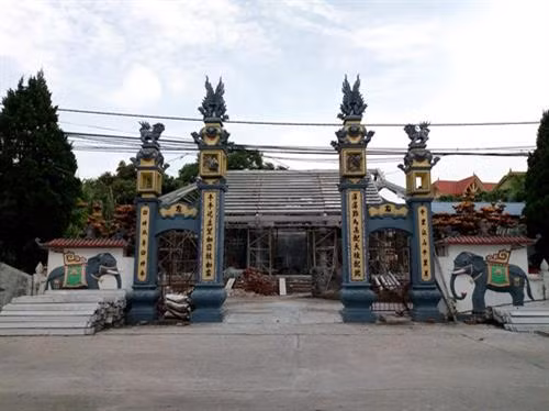 Hà Nội yêu cầu kiểm điểm, xử lý nghiêm sai phạm trong vụ xây mới đình Lương Xá