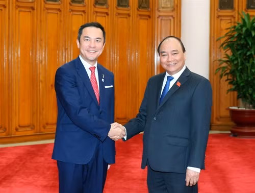 Thủ tướng Nguyễn Xuân Phúc tiếp Thống đốc tỉnh Mie, Nhật Bản