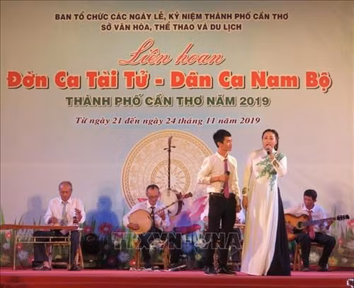 Tạo sức sống mới cho nghệ thuật đờn ca tài tử Nam Bộ - Bài cuối