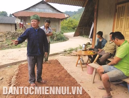 Lỳ Xuyến Phù - Người uy tín gắn kết cộng đồng ở vùng cực tây Tổ quốc