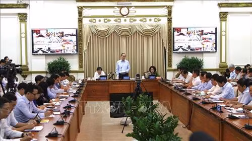 Thành phố Hồ Chí Minh: Chuyển mình, tăng tốc cải cách hành chính