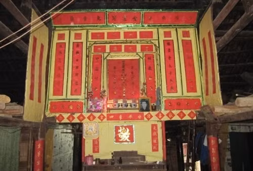 Tục thờ cúng tổ tiên của người Tày