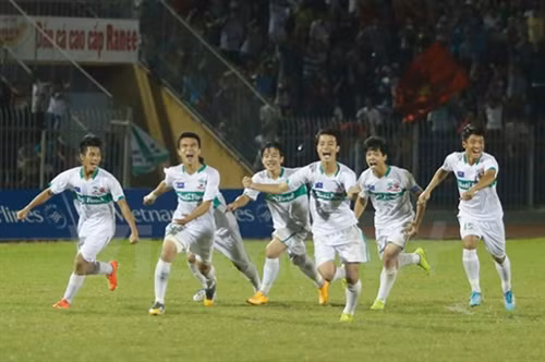 Nóng cùng giải bóng đá U21 quốc tế 2015