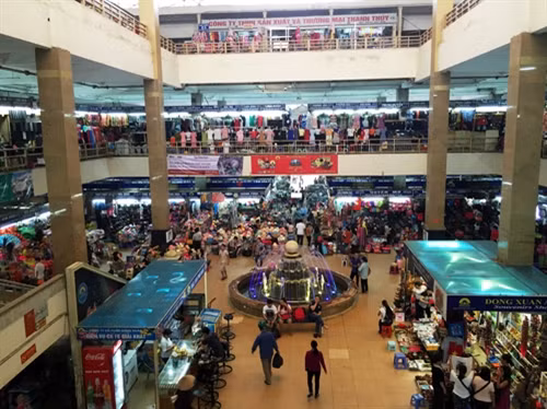 Khi doanh nghiệp “bỏ quên” chợ truyền thống