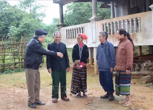 Nỗ lực giảm nghèo ở vùng đồng bào Vân Kiều, Pa Cô