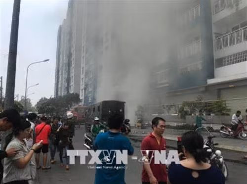 Thành phố Hồ Chí Minh: Khởi tố, bắt tạm giam Trưởng ban quản lý chung cư Carina