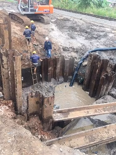 Nhiều khu vực ở Thành phố Hồ Chí Minh bị cắt nước do sự cố rò rỉ đường ống nước