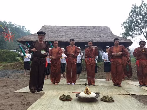 Trang phục của người Thổ