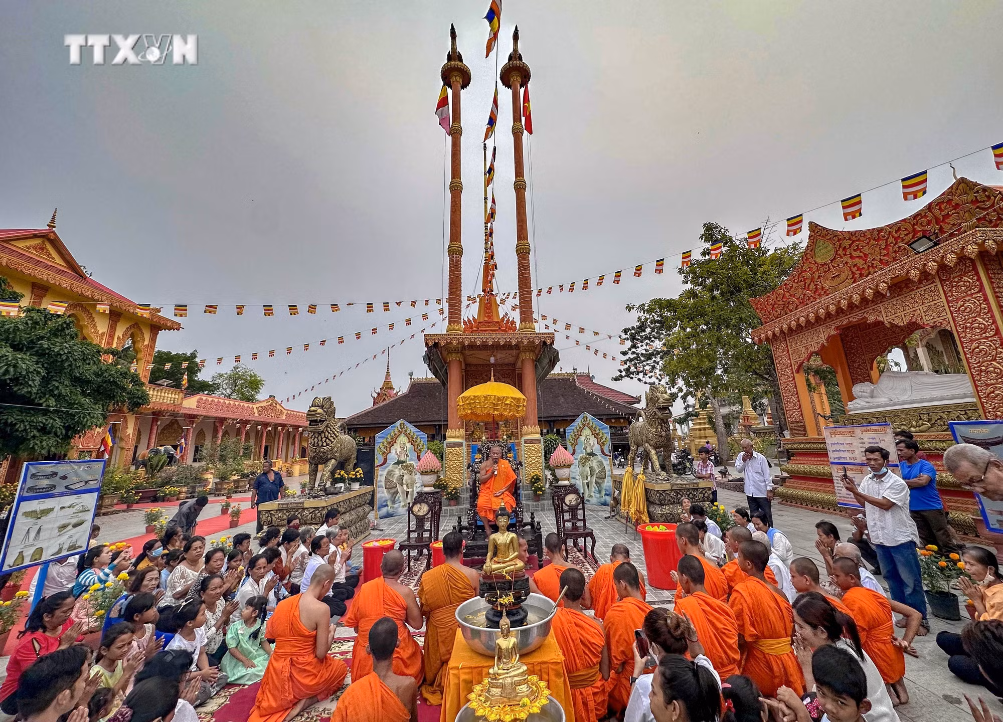 vna_potal_le_tam_phat_trong_tet_co_truyen_chol_chnam_thmay_cua_dong_bao_khmer_6682558.jpg