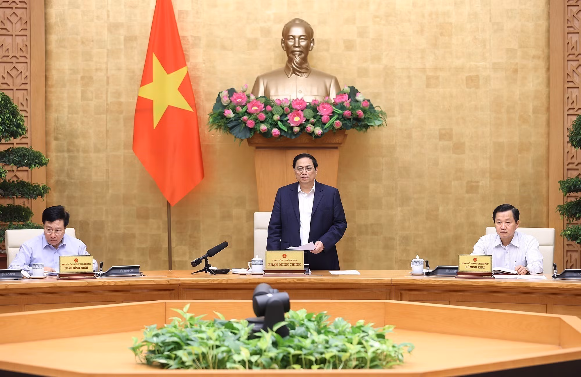Thủ tướng Phạm Minh Chính: Phản ứng chính sách phải kịp thời, chính xác, hiệu quả hơn nữa