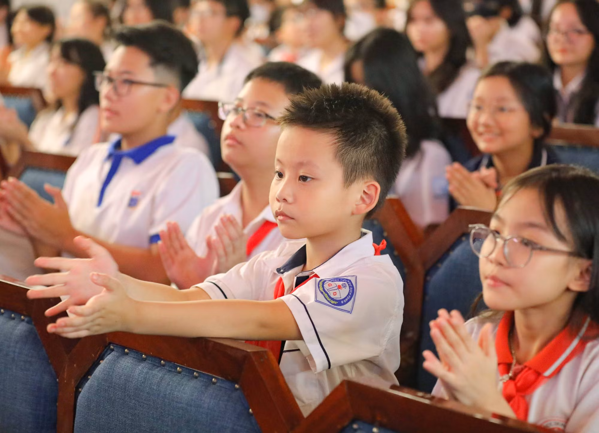 Bộ Giáo dục và Đào tạo yêu cầu thực hiện đúng quy định đối với các khoản thu