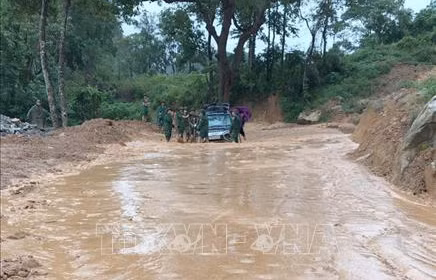 Điện Biên: Sạt lở tại huyện Mường Chà khiến 1 người chết, 1 người bị thương