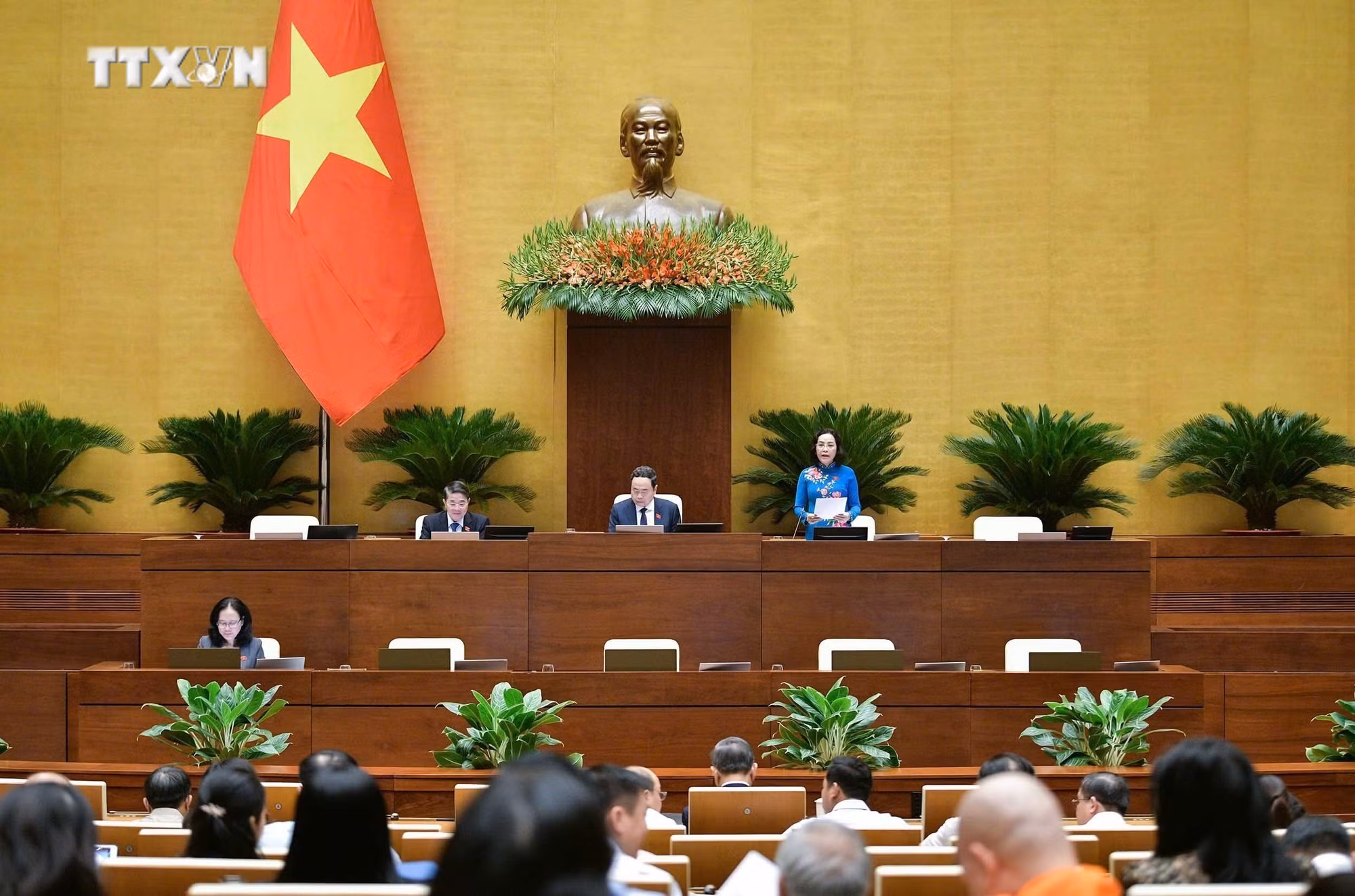 vna_potal_ky_hop_thu_8_quoc_hoi_khoa_xv_thao_luan_ve_du_thao_luat_sua_doi_bo_sung_mot_so_dieu_cua_luat_duoc_7663697.jpg