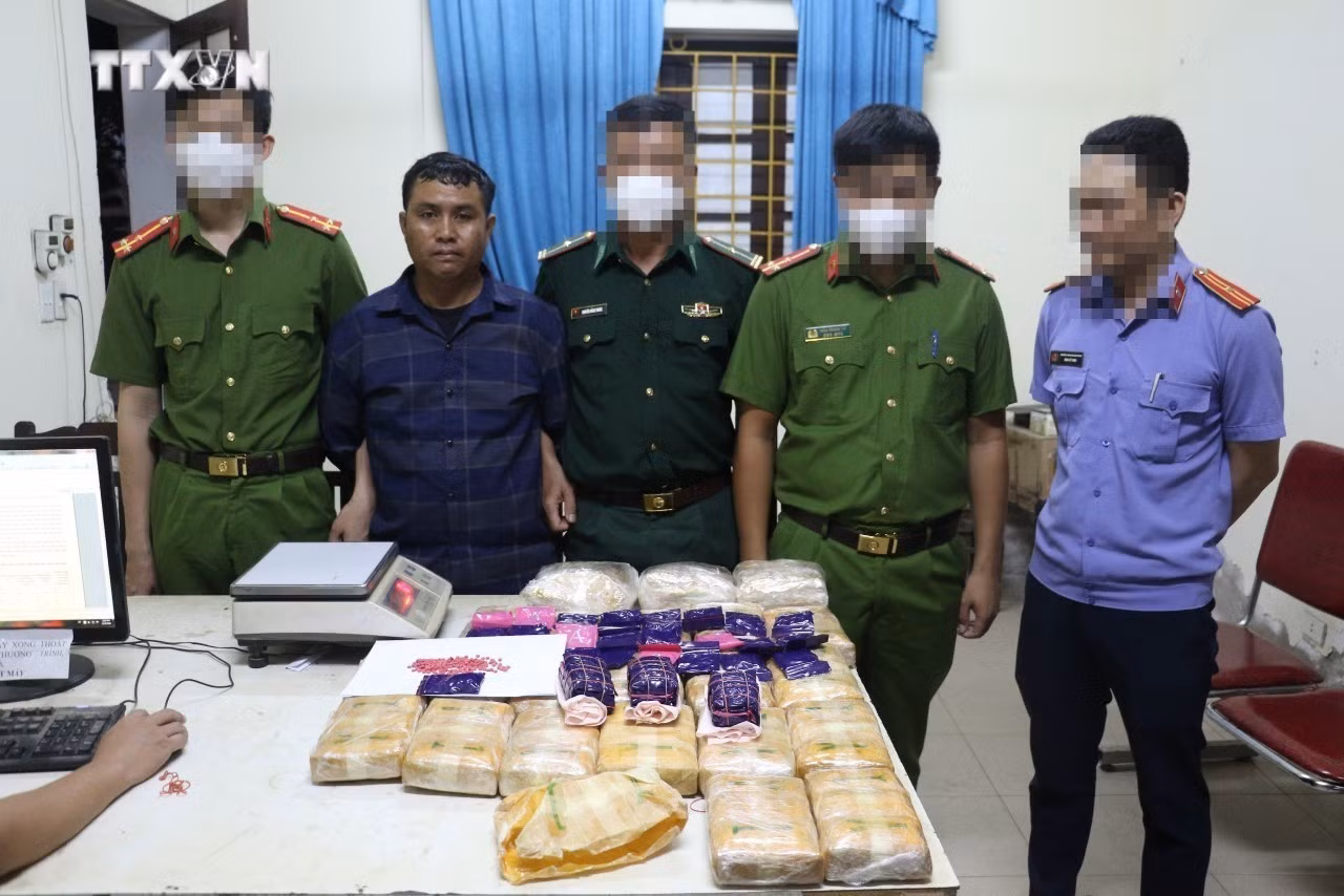 vna_potal_nghe_an_triet_xoa_duong_day_ma_tuy_xuyen_quoc_gia_thu_giu_hon_20kg_ma_tuy_7430248.jpg