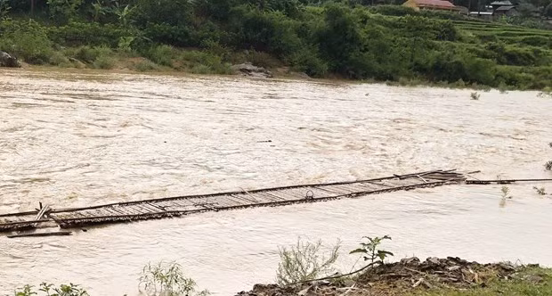 Nhiều hộ dân các bản biên giới của Thanh Hóa bị cô lập do mưa lũ đầu tháng 8/2020. Ảnh: TTXVN phát