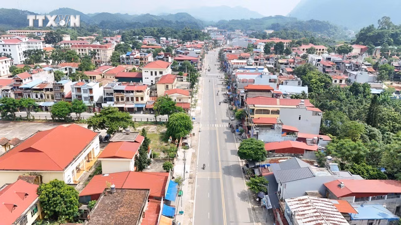 vna_potal_cuoc_song_moi_tren_que_huong_cach_mang_atk_dinh_hoa___7565030.jpg