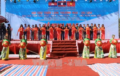 Triển lãm Thương mại và Du lịch khu vực tam giác phát triển Campuchia - Lào - Việt Nam