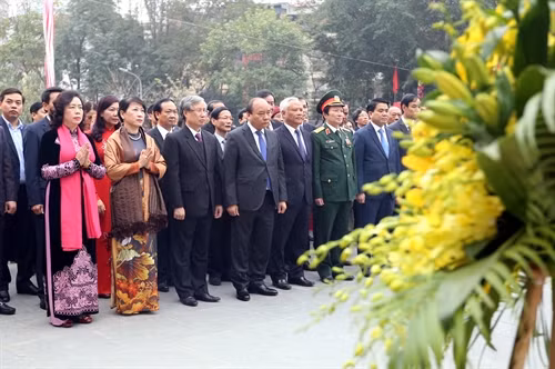 Thủ tướng Chính phủ Nguyễn Xuân Phúc dự Lễ hội kỷ niệm 228 năm Chiến thắng Ngọc Hồi – Đống Đa
