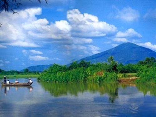 Khu du lịch quốc gia Núi Bà Đen được quy hoạch mở rộng gần 3.000 ha