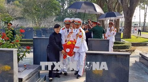 UBND Thành phố Hồ Chí Minh tổ chức truy điệu và an táng 6 hài cốt liệt sĩ