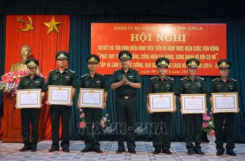Bộ đội Biên phòng Sơn La phát huy truyền thống, xứng danh "Bộ đội Cụ Hồ"