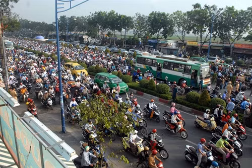 Phó Thủ tướng Trịnh Đình Dũng chủ trì cuộc họp về các giải quyết ùn tắc tại sân bay Tân Sơn Nhất