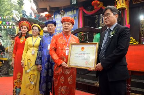 Lễ hội đền Hạ, đền Thượng, đền Ỷ La đón bằng công nhận Di sản Văn hóa phi vật thể cấp Quốc gia