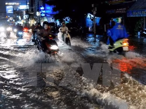 Thời tiết ngày 13/7: Bắc Bộ và Bắc Trung Bộ có mưa vừa, mưa to, đề phòng tố, lốc và gió giật mạnh