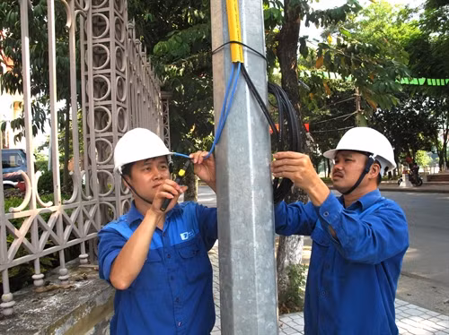 Lắp đặt nhiều điểm phát sóng wifi miễn phí trên Cao nguyên đá Đồng Văn