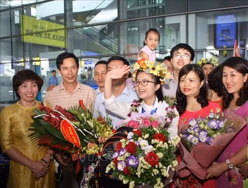 Nguyễn Khánh Linh "nỗ lực hơn để truyền cảm hứng cho các bạn trẻ"