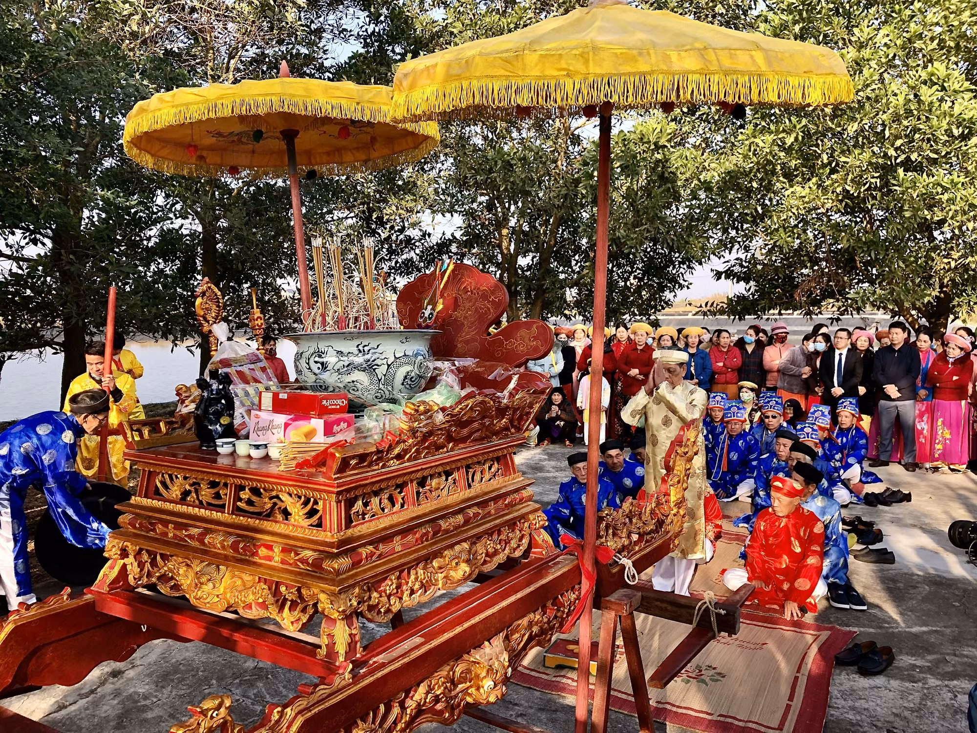 Lễ hội Đình Vạn Ninh. Ảnh: mongcai.gov.vn 