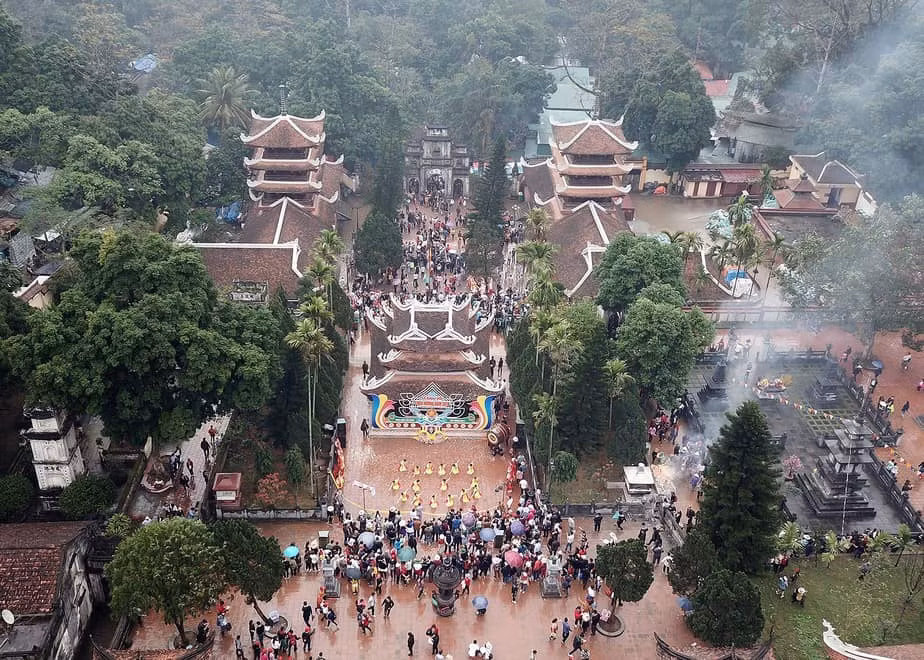 Phê duyệt Nhiệm vụ lập Quy hoạch tu bổ, phục hồi Di tích Chùa Hương