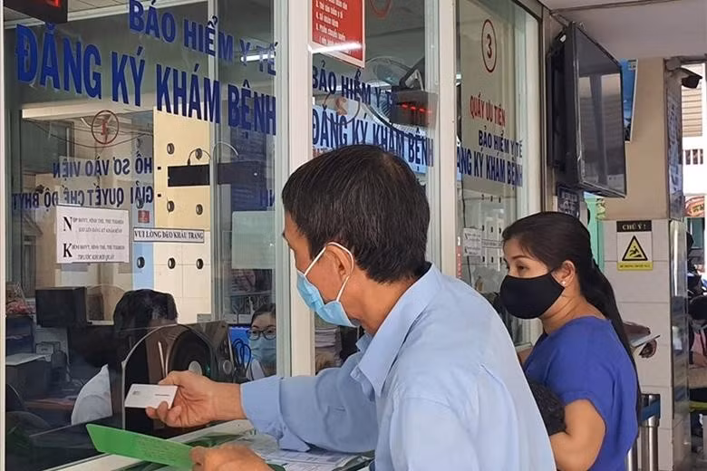 Trên 17 triệu lượt người dùng căn cước công dân gắn chíp đi khám, chữa bệnh bảo hiểm y tế