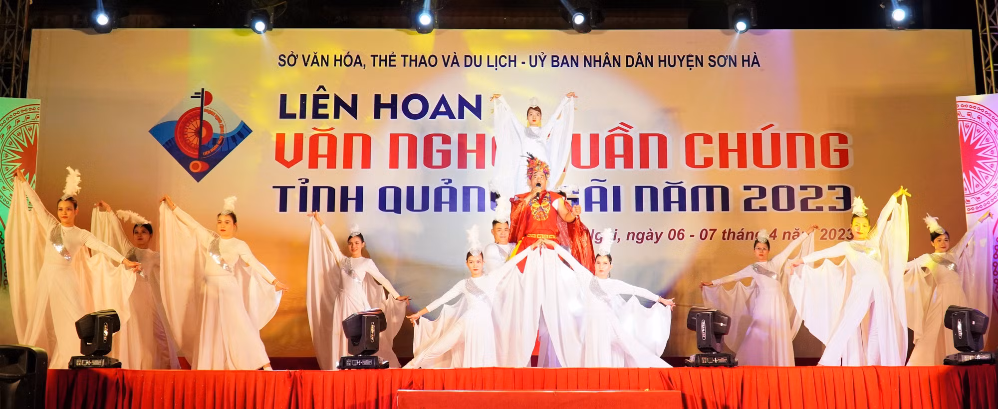 Quảng Ngãi: Khai mạc Liên hoan văn nghệ quần chúng