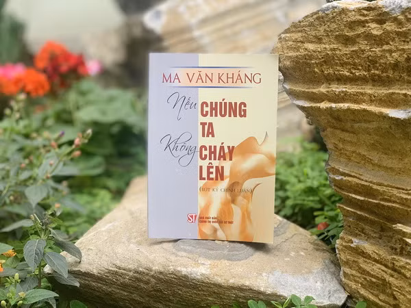 Nhà văn Ma Văn Kháng ra mắt sách về xây dựng, chỉnh đốn Đảng