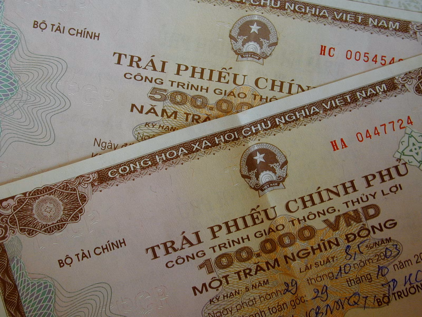 Loạt chính sách kinh tế có hiệu lực từ tháng 5/2023