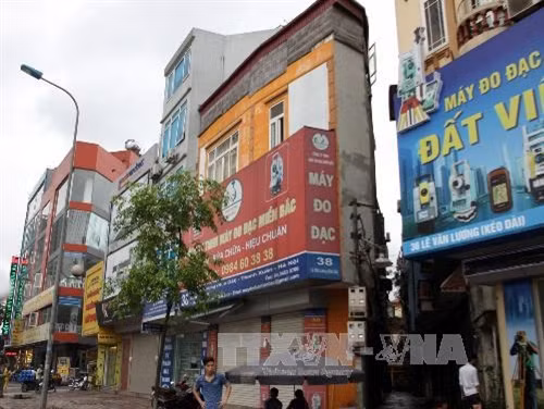 Nhà siêu méo, siêu mỏng chướng mắt Thủ đô