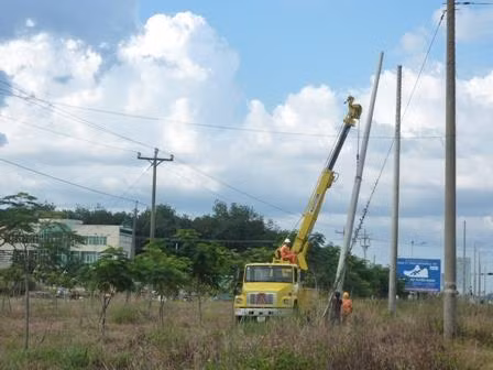 Người dân vùng biên Bù Đốp mong được sử dụng điện lưới, có cầu kiên cố