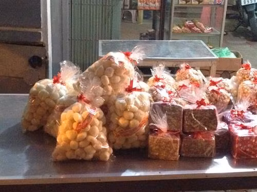 Hấp dẫn bánh khoai Thị Cầu