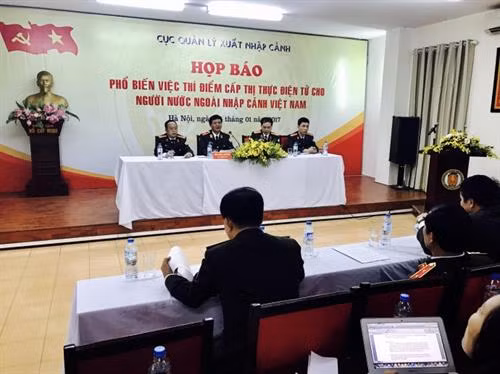Bổ sung danh sách các nước có công dân được thí điểm cấp thị thực điện tử