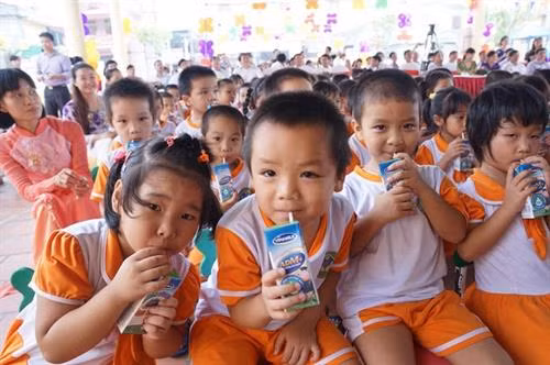 Hà Nội "chốt" doanh nghiệp trúng thầu chương trình Sữa học đường