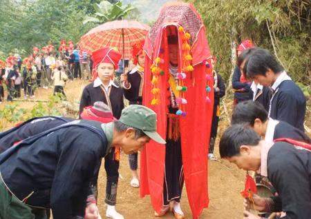 Đám cưới người Giáy