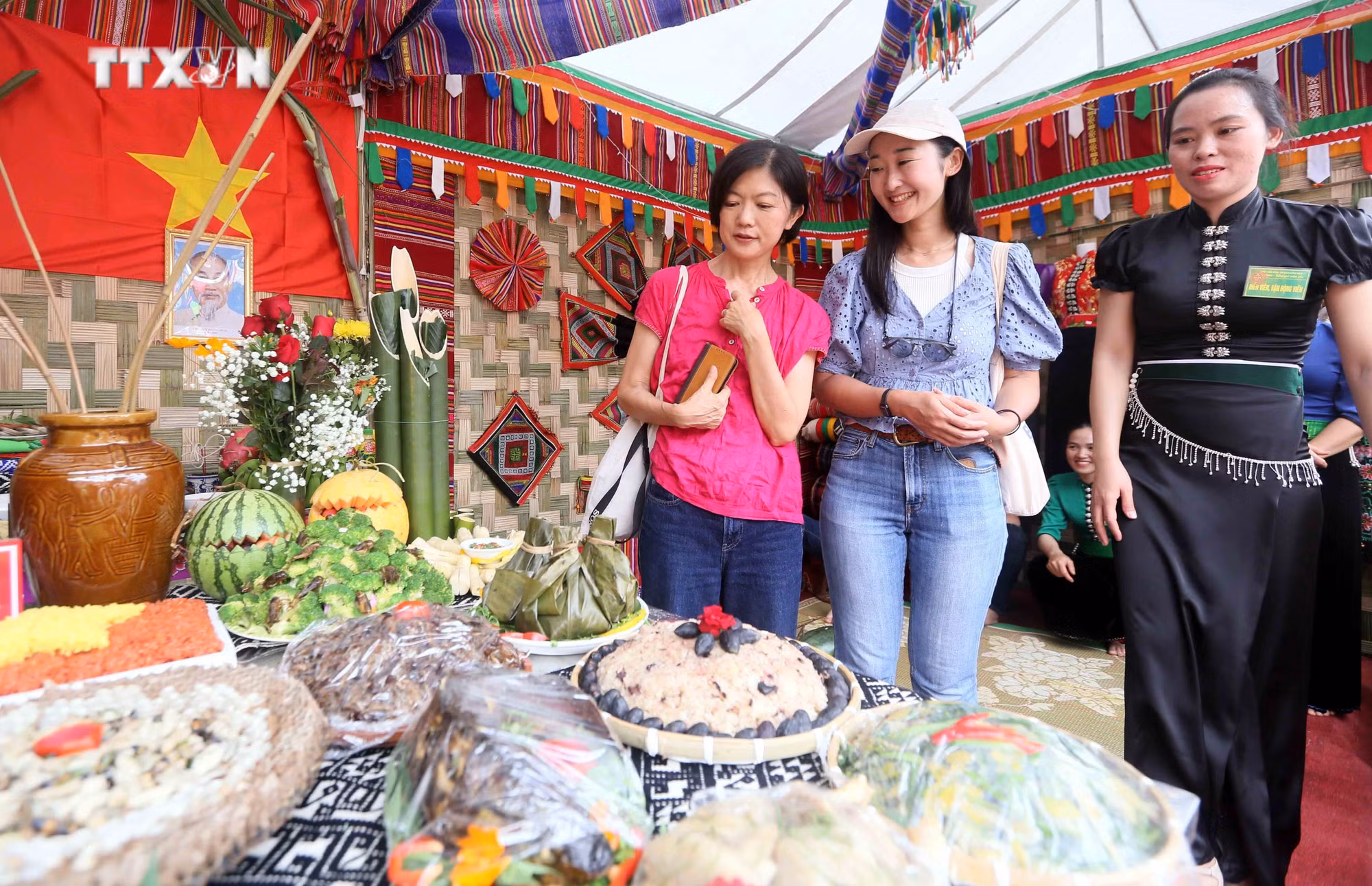 vna_potal_son_la_soi_noi_tuan_van_hoa_du_lich_moc_chau_nam_2024_7568427.jpg