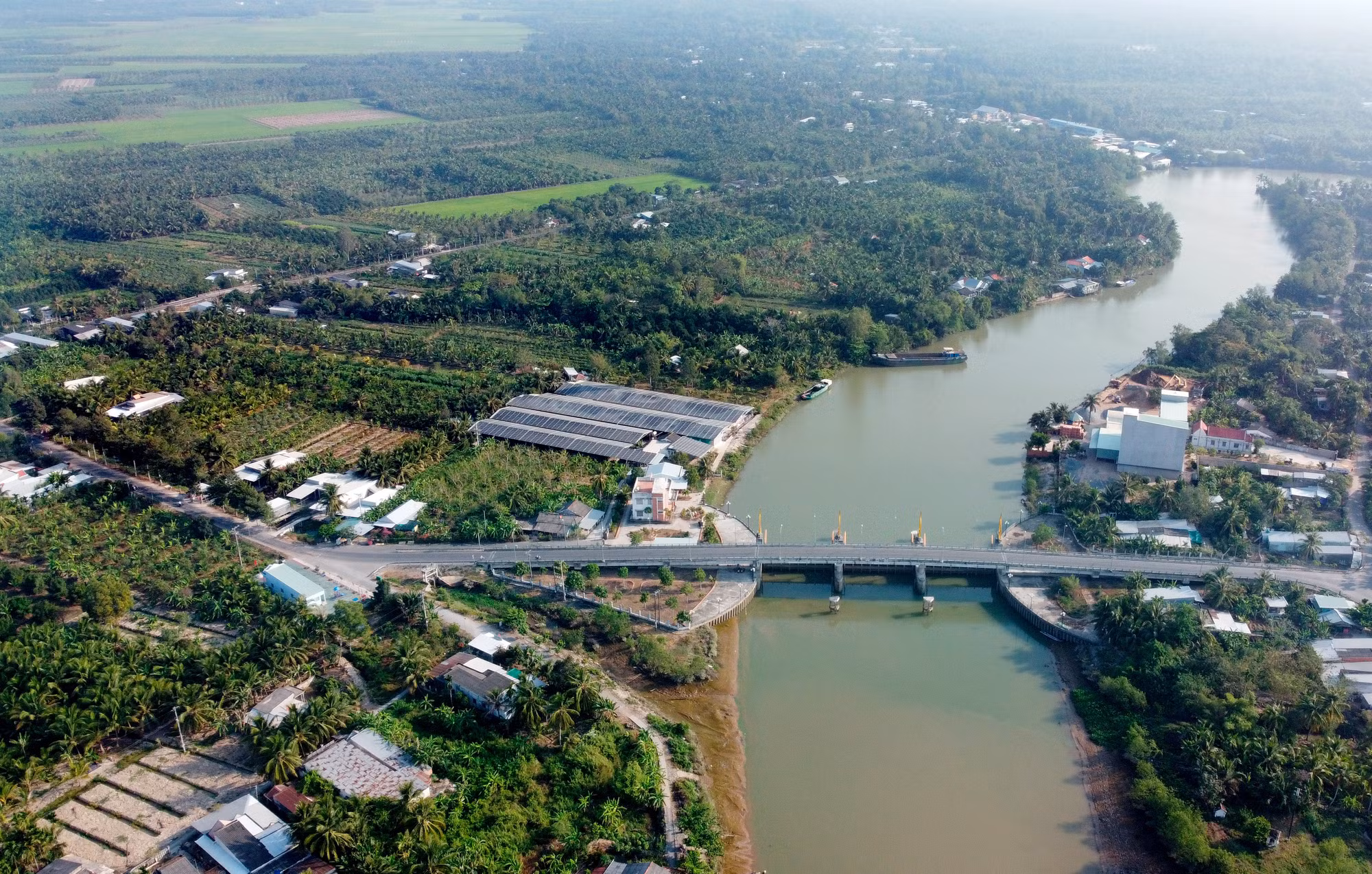 Tra Vinh tim nuoc ngot cho vung han man 1.JPG